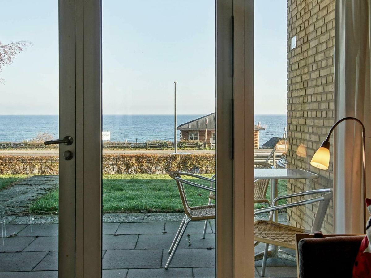 4 Person Holiday Home In Allinge Esterno foto
