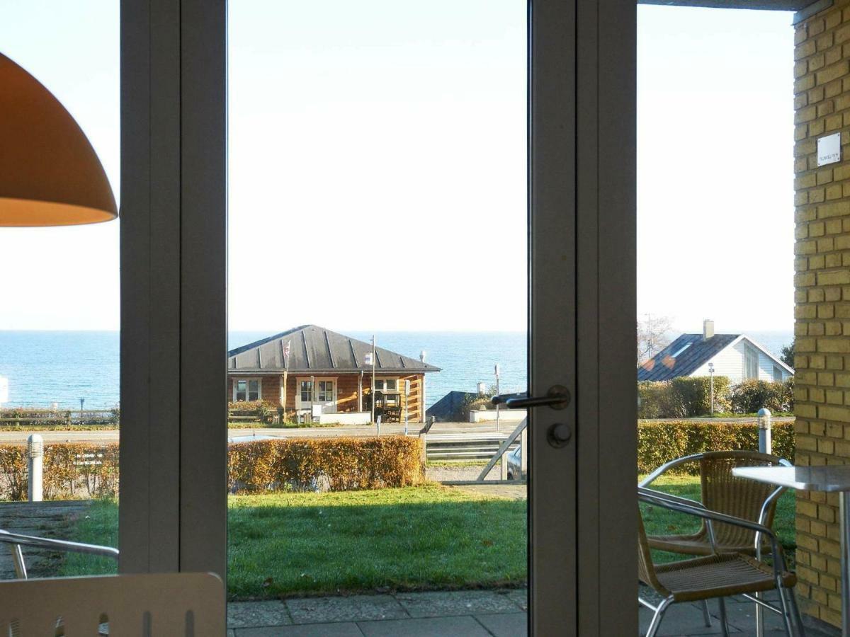 4 Person Holiday Home In Allinge Esterno foto