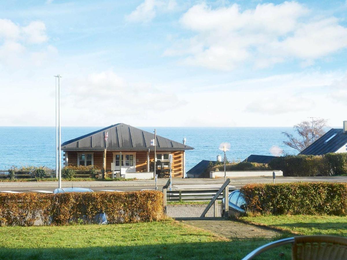 4 Person Holiday Home In Allinge Esterno foto